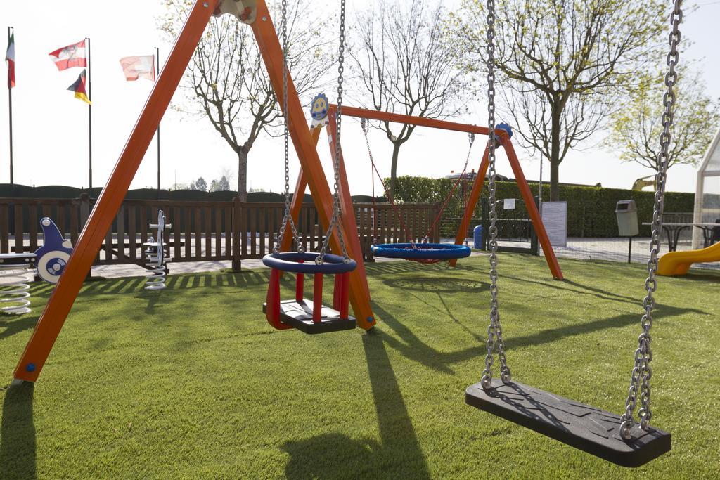 Camping Da Giovanni Peschiera del Garda Exteriör bild