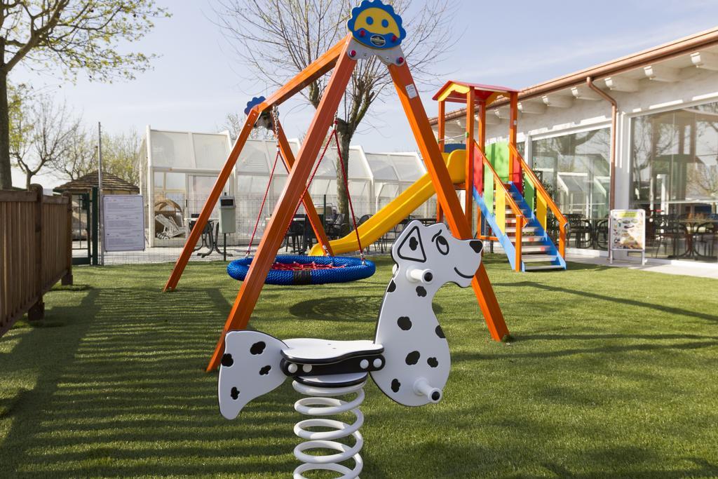 Camping Da Giovanni Peschiera del Garda Exteriör bild