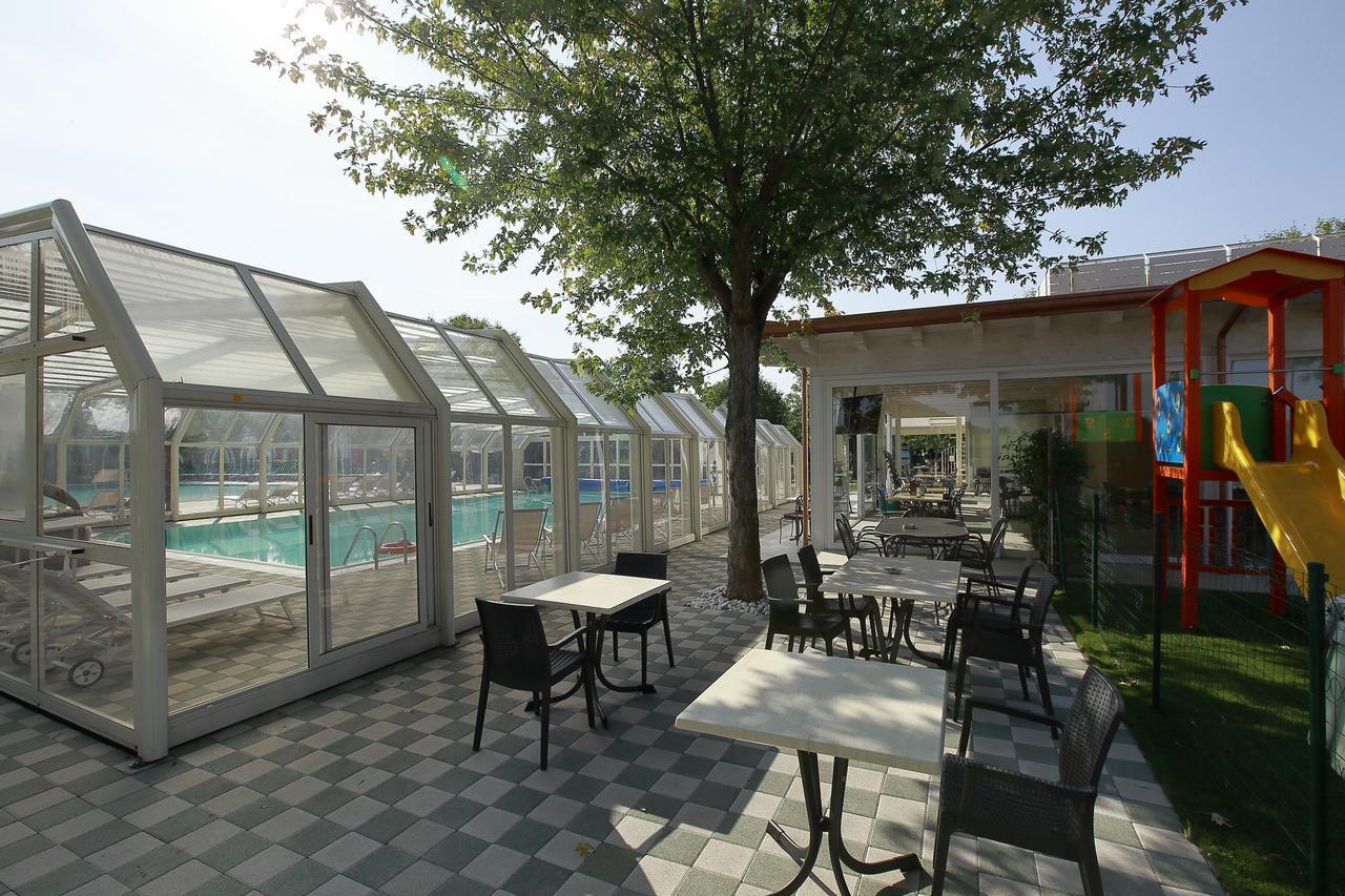 Camping Da Giovanni Peschiera del Garda Exteriör bild